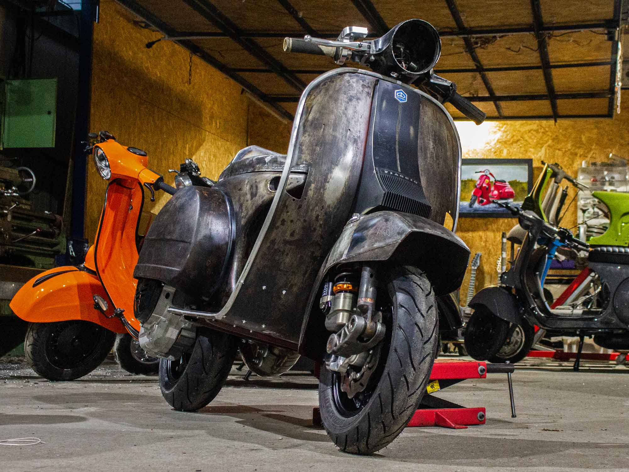 Vespa PX 288 Rawstyle Conversion