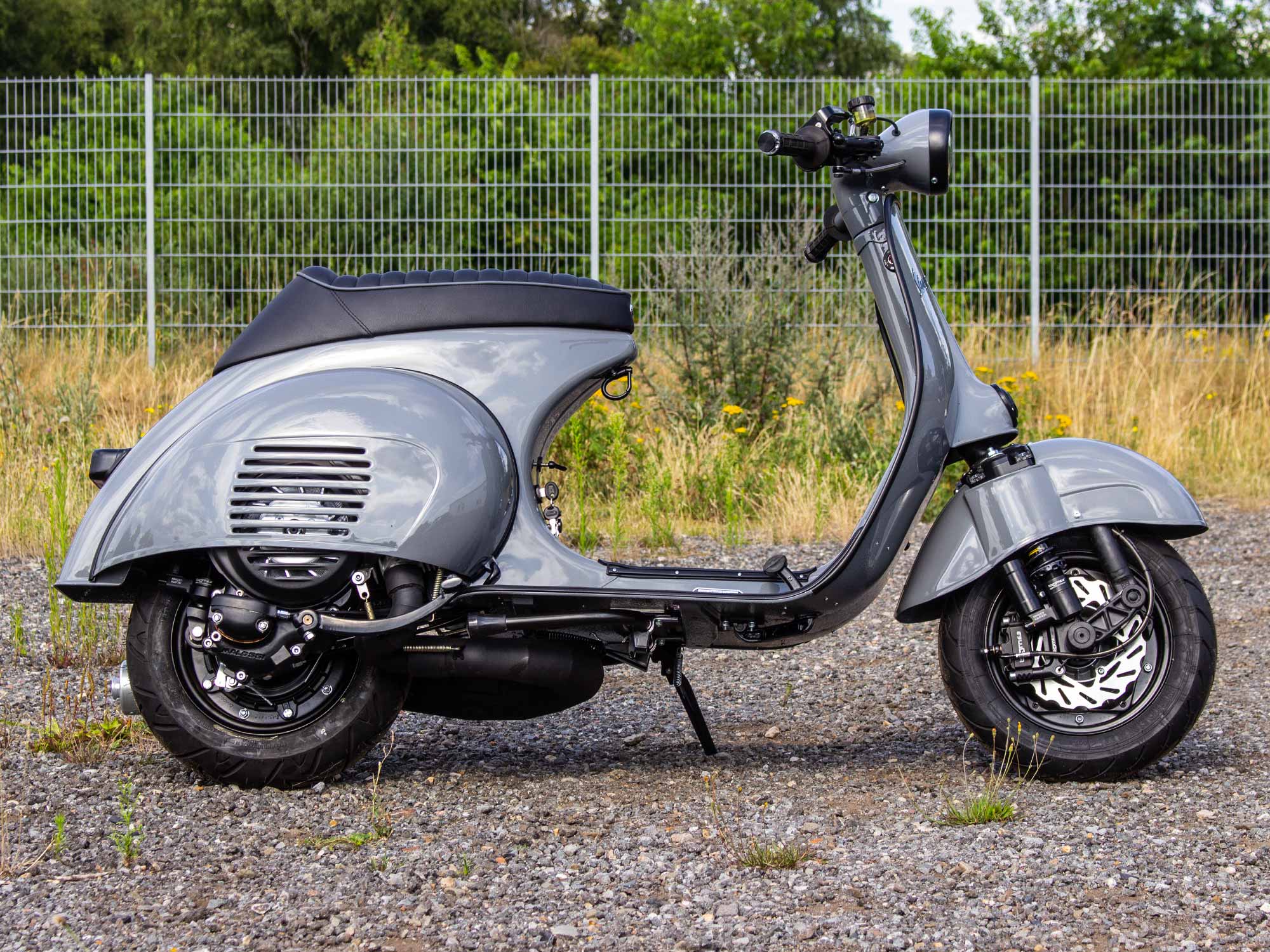 Superlow Series - Pulverbeschichtung Scooter & Service