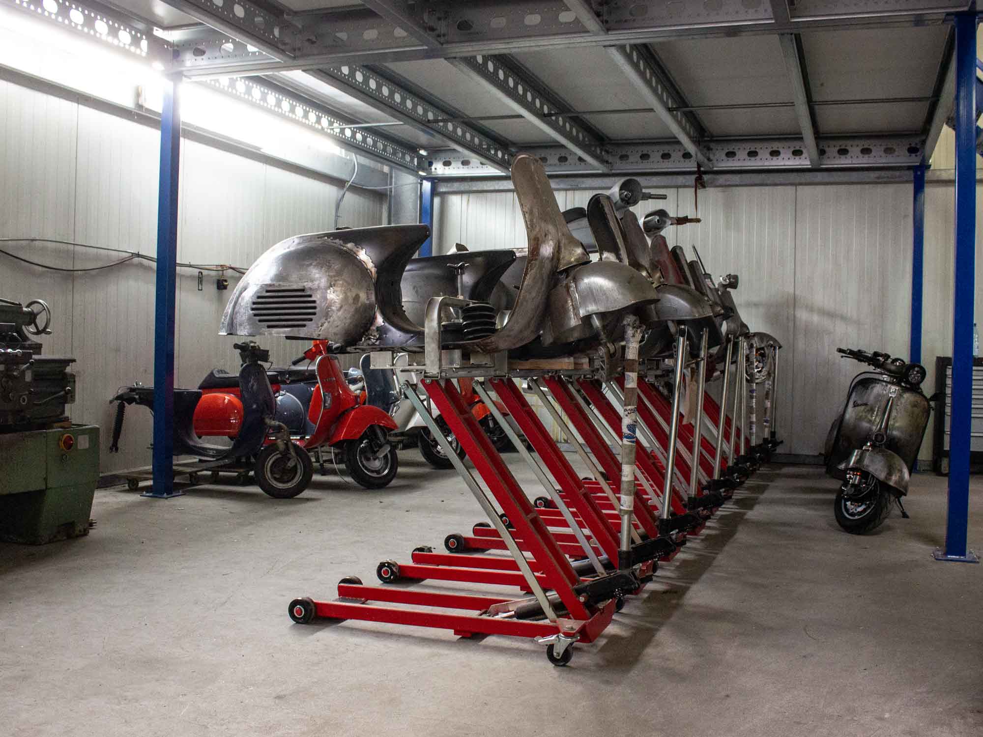 Scooter & Service Vespa Werkstatt - Umbau November 2019 Scooter & Service