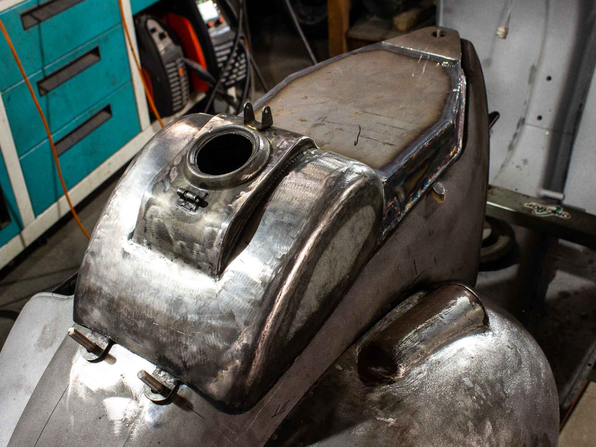 Vespa Sei Giorni Sitzbanktank ACMA Scooter & Service