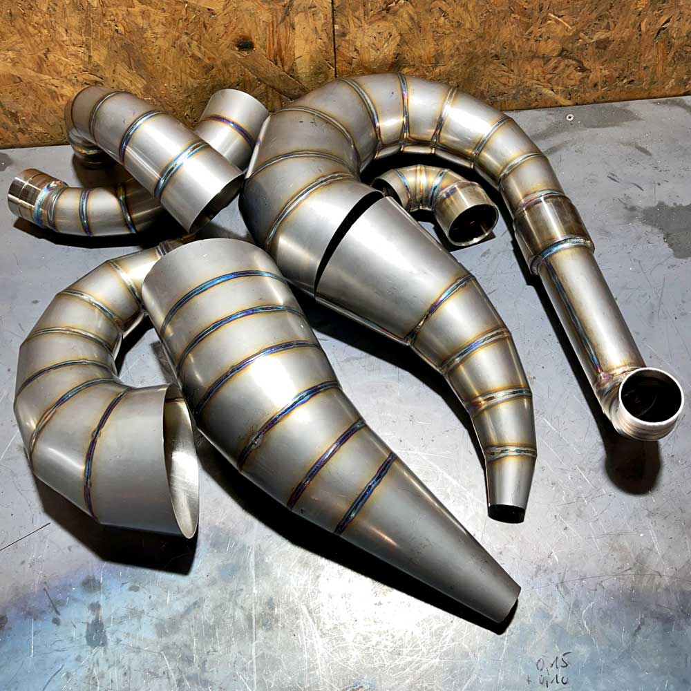 Vespa Auspuffanlagen in Edelstahl