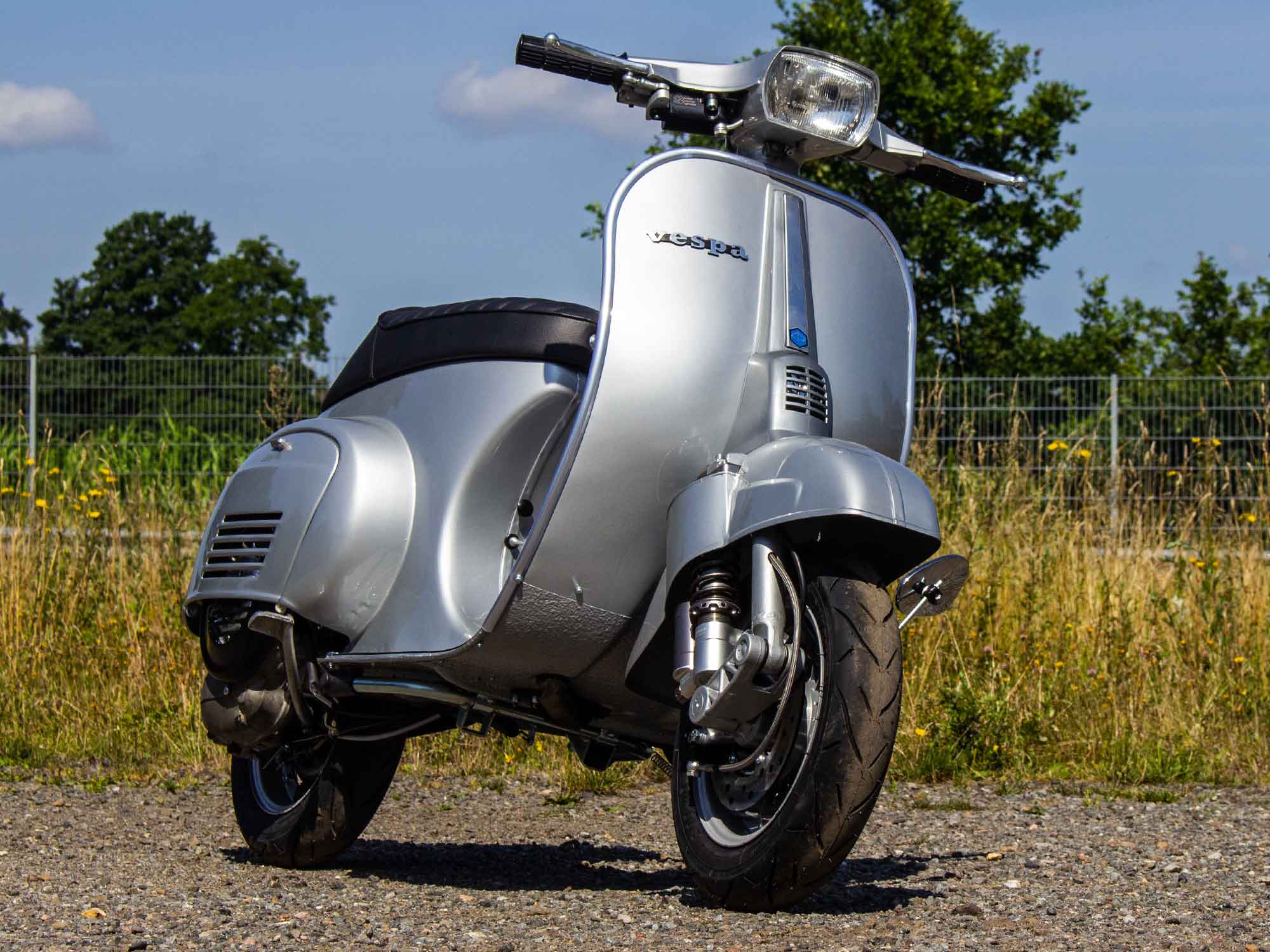 Custom Vespa Tuning 50N mit 125ccm und Scheibenbremse
