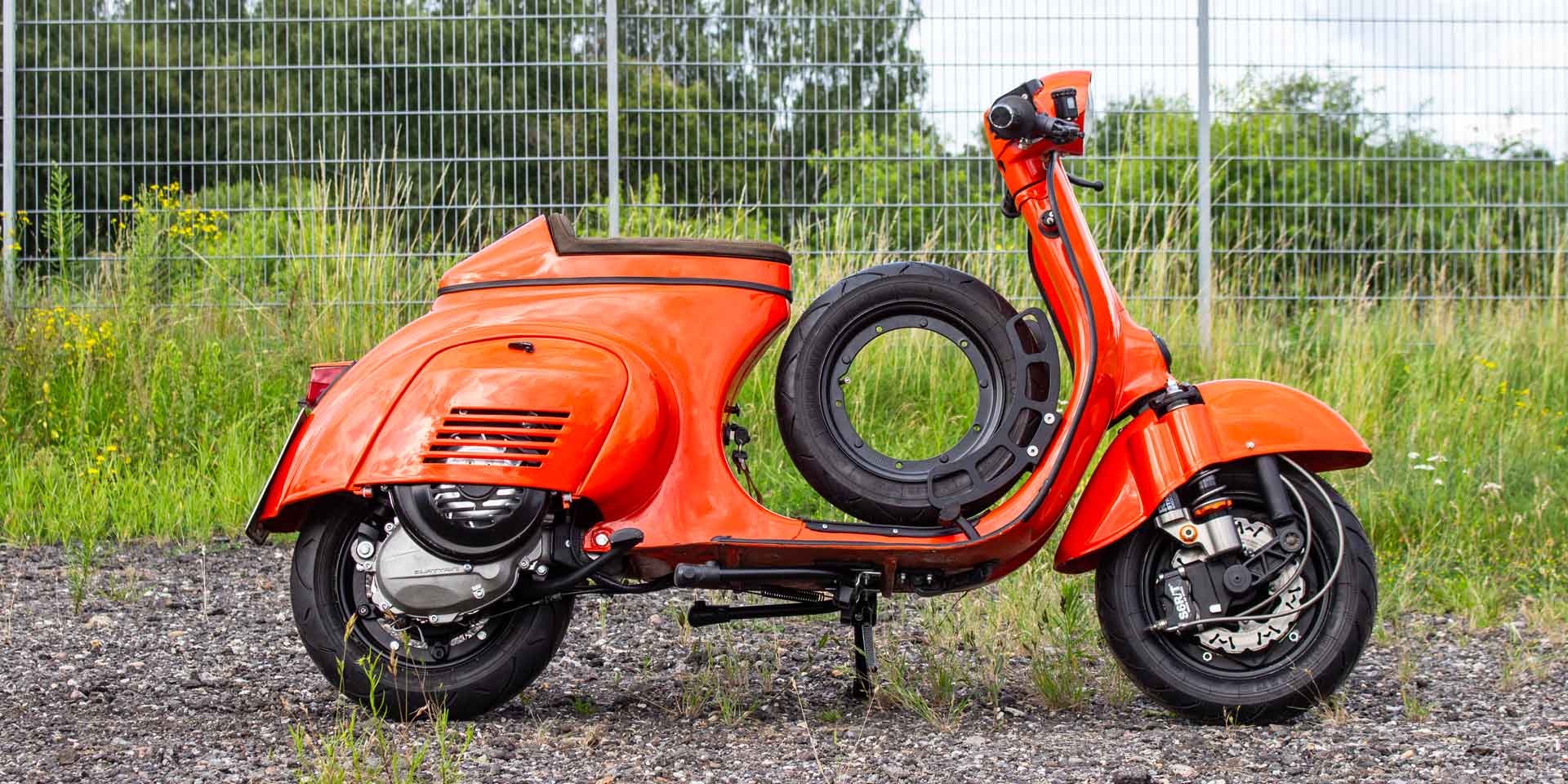Custom Vespa V200ccm mit Scheibenbremse Orange