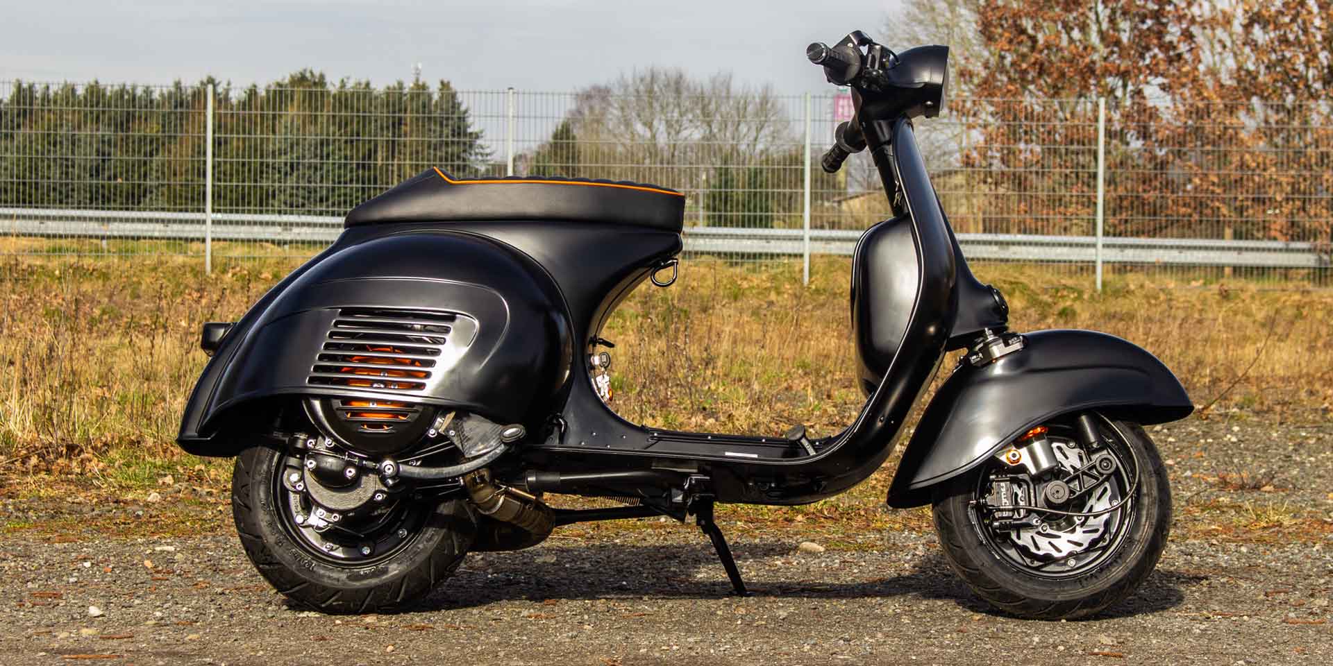 Custom Vespa Conversion BFA 306ccm Matt Schwarz