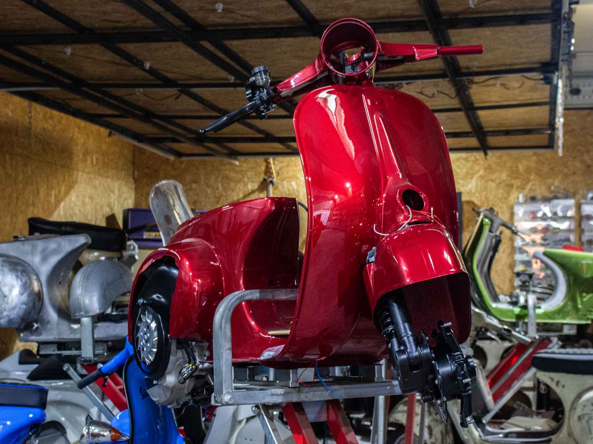 Vespa Primavera 220