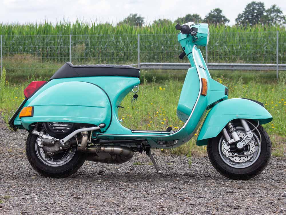 Custom Vespa PX 221 mint mit Scheibenbremse