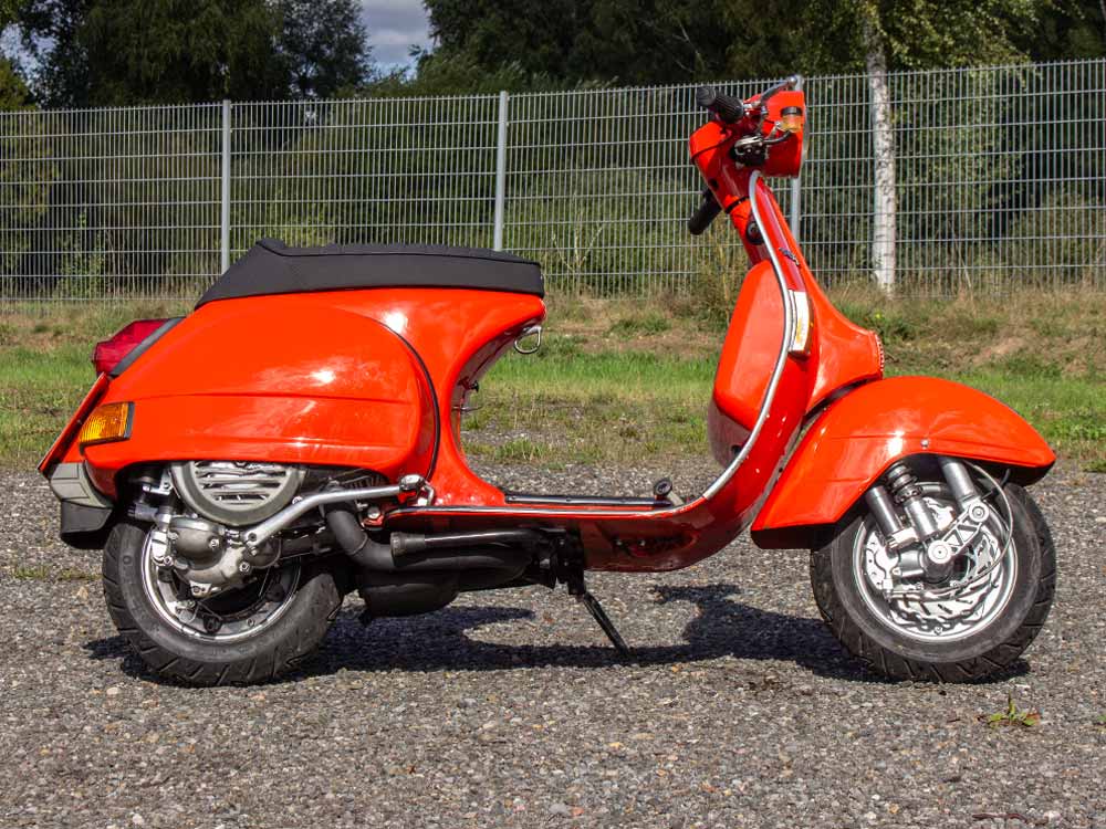 Custom Vespa PX 200 mit Quattrini Zylinder und Scheibenbremse