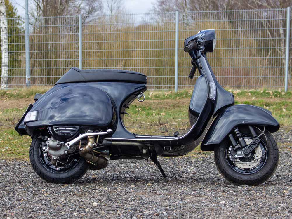Custom Vespa PX 244 in Midnight Blue