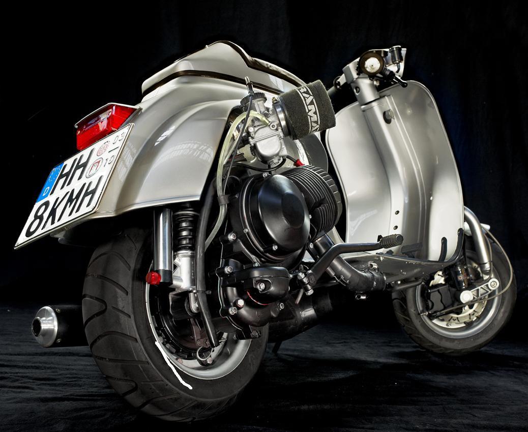 Custom Vespa Umbau V50 mit 221ccm PX Motor und Scheibenbremse