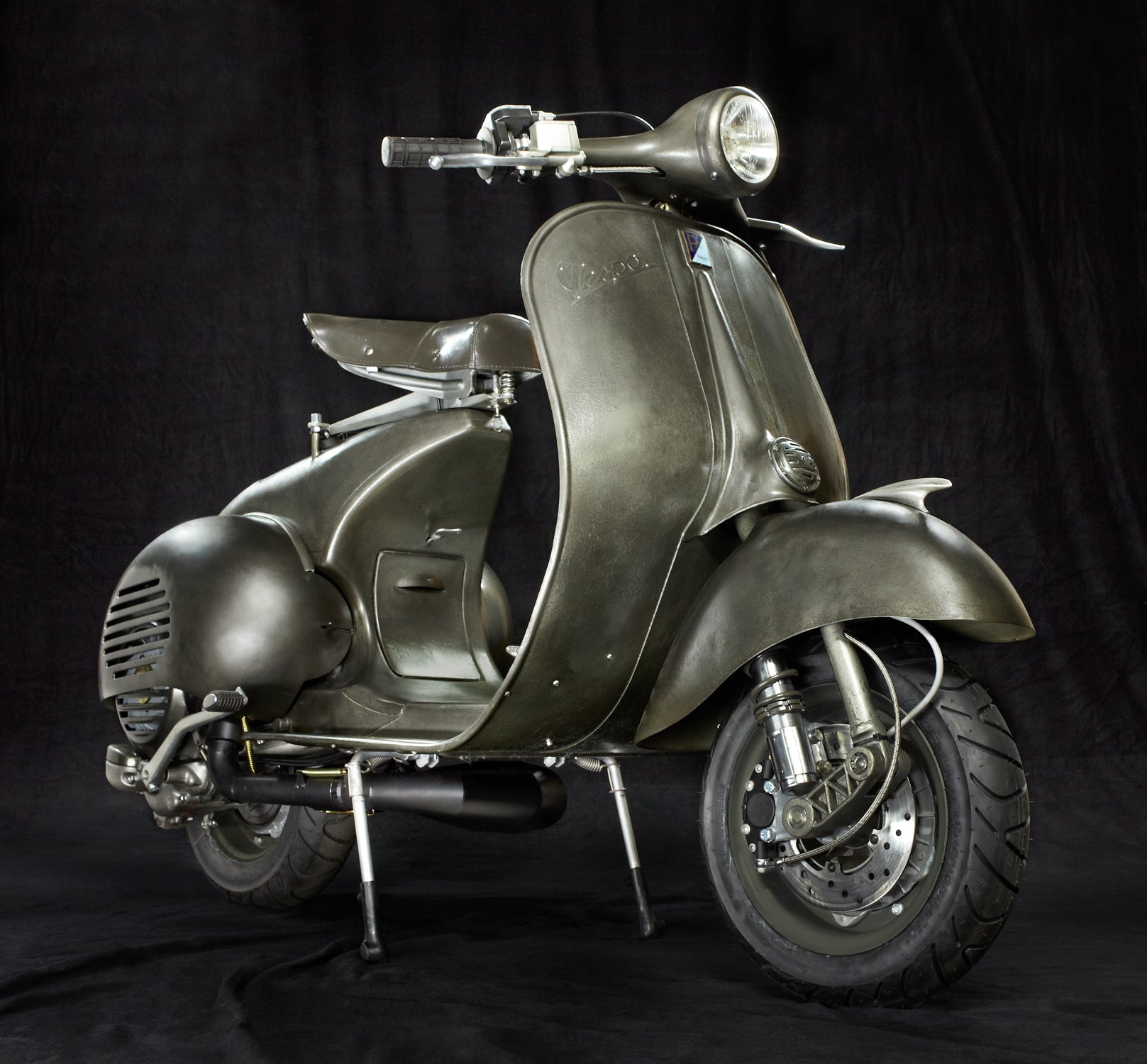 Custom Vespa Tuning VB1T mit 221ccm Motor und Scheibenbremse