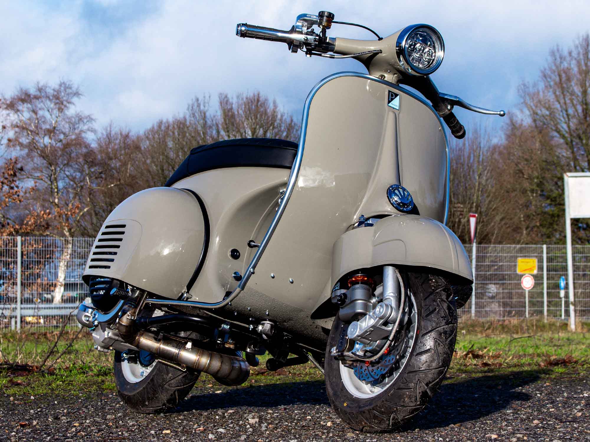 Vespa VBB 244ccm Classic in Porsche Steingrau