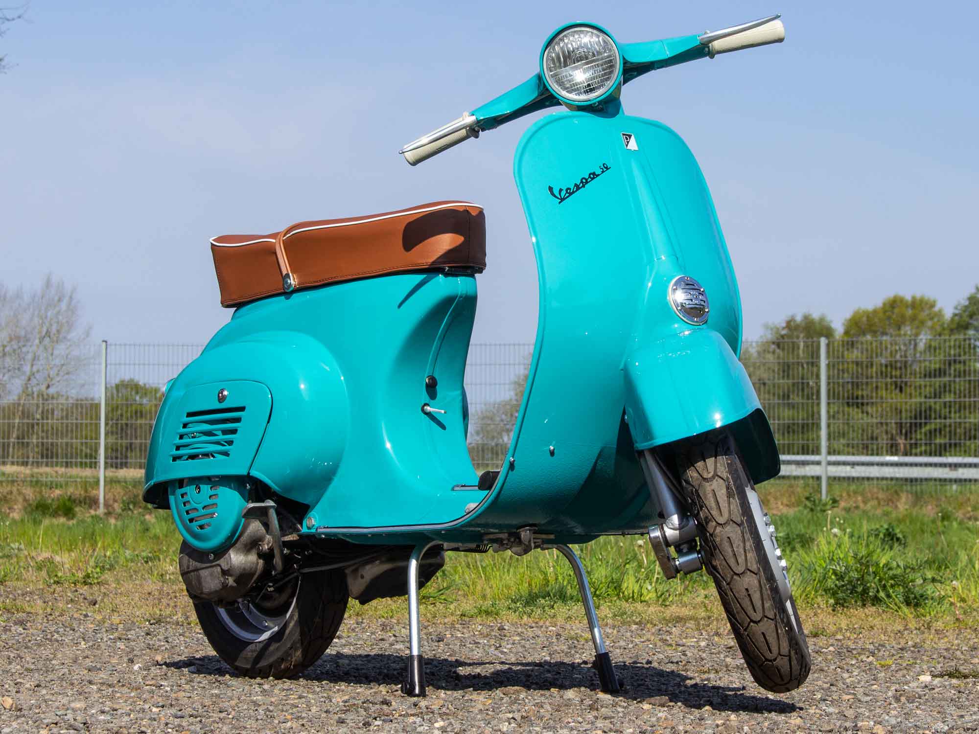 Vespa V50 1.Serie Restauration Scooter & Service