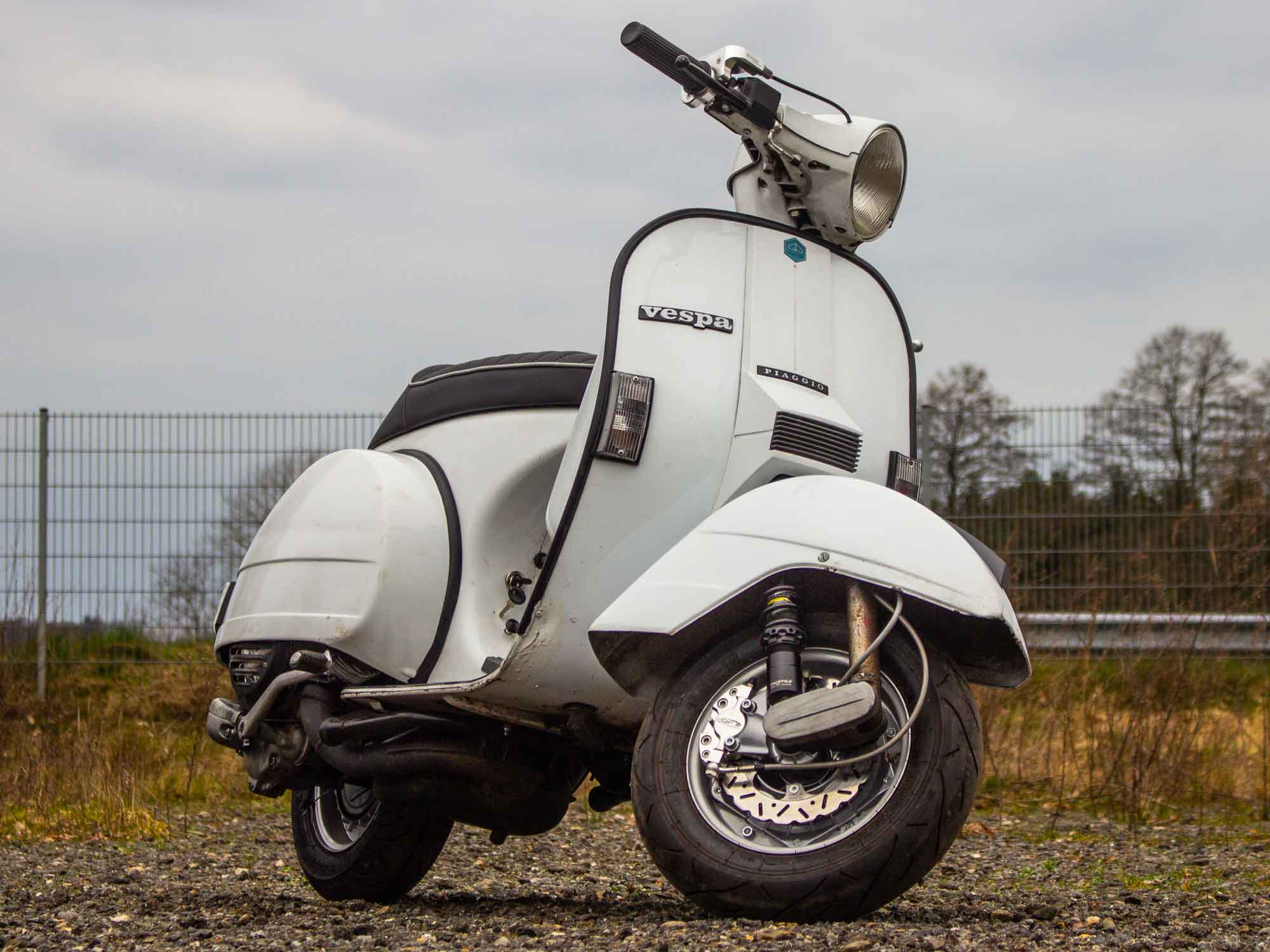 Vespa Tuning Umbau PX 244ccm mit Scheibenbremse und Breitreifen