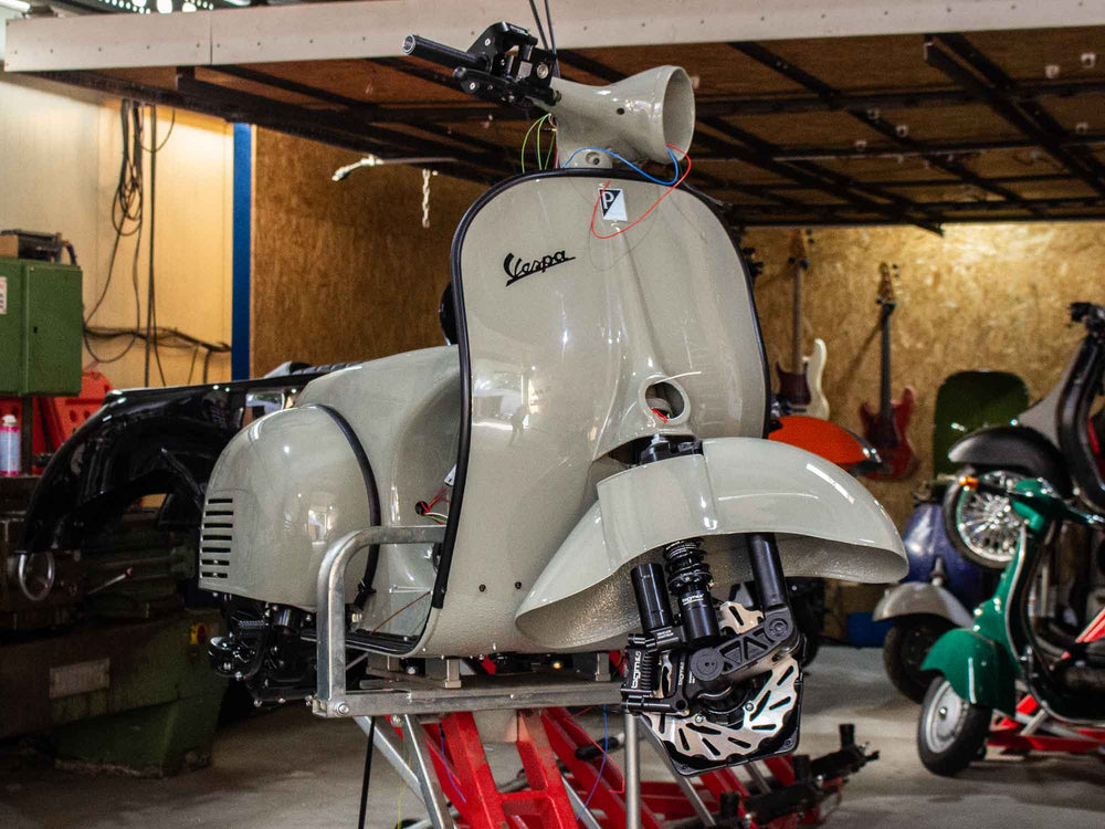 Vespa VNB 221 Betongrau