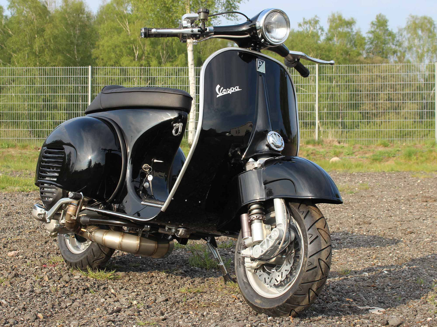 Superlow Series Silber-Grau-Schwarz Scooter & Service Porsche Schwarz 041