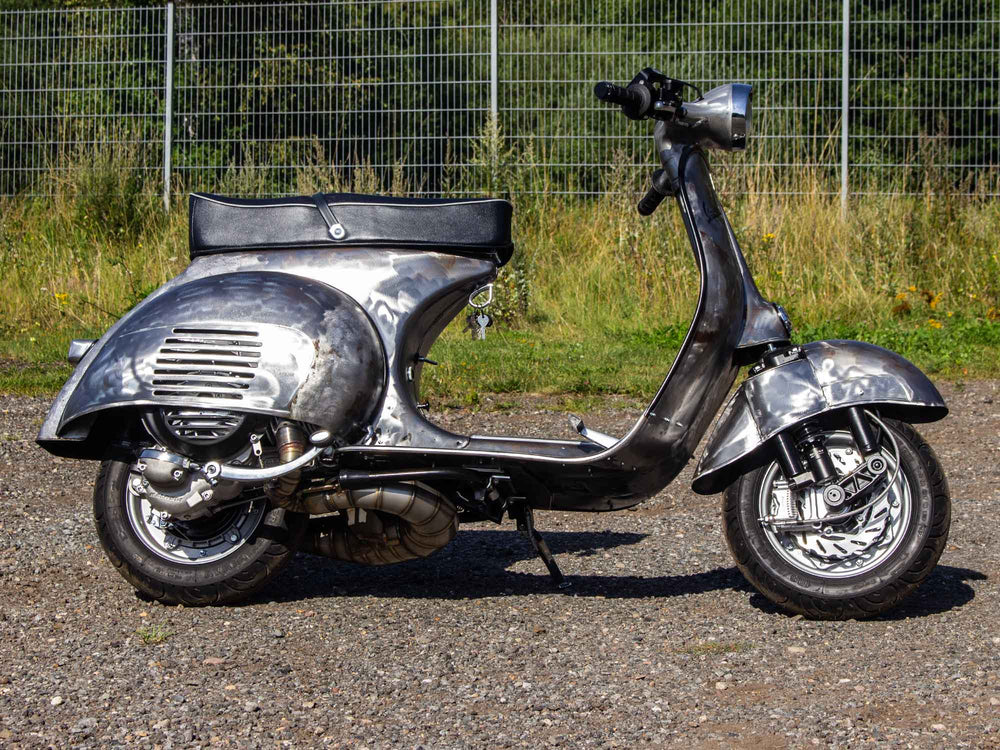 Vespa VNB 260 Raw Metal Style