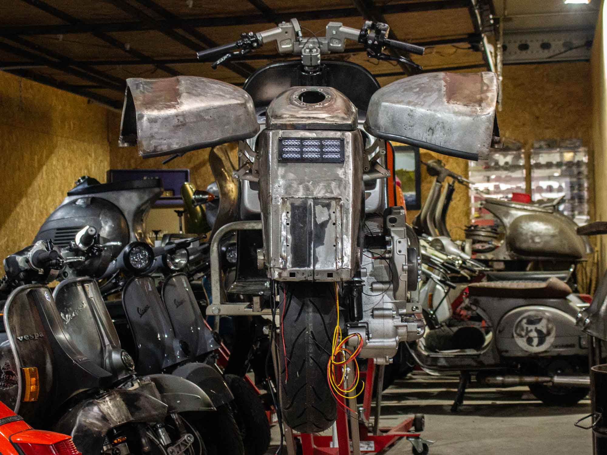 Delorean Tribute Vespa 244