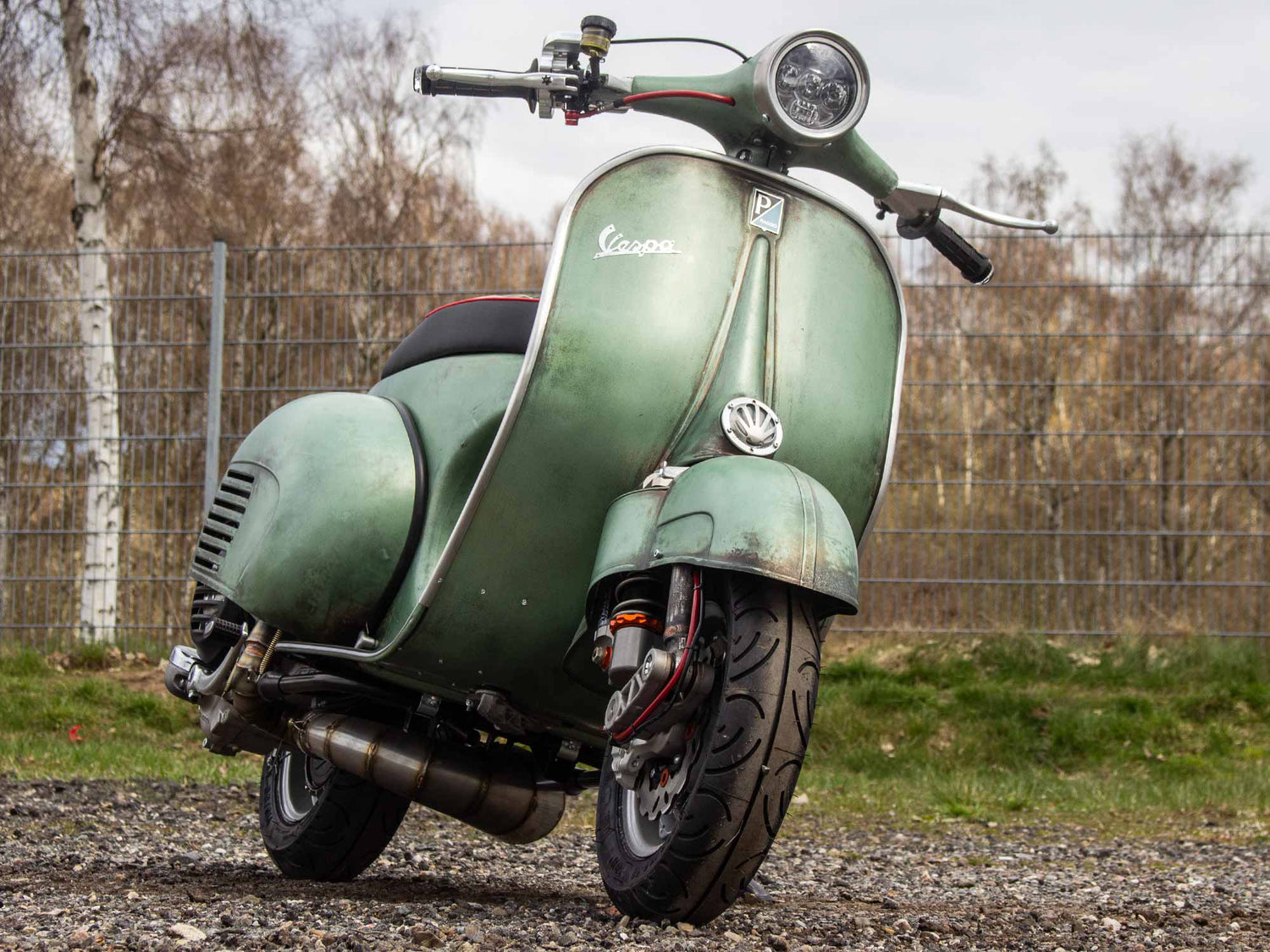 Superlow Series Rawstyle Scooter & Service Piaggio Verde Metallizzato 6002M clean