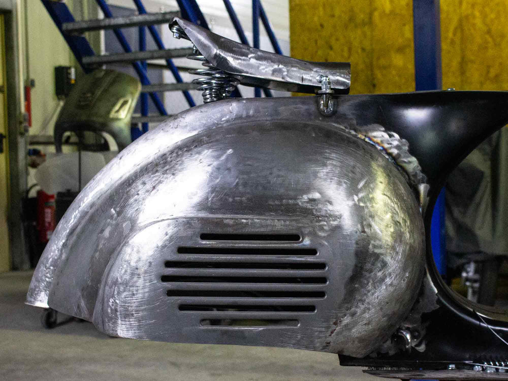 Custom Vespa Superlow GS 306 Scooter & Service