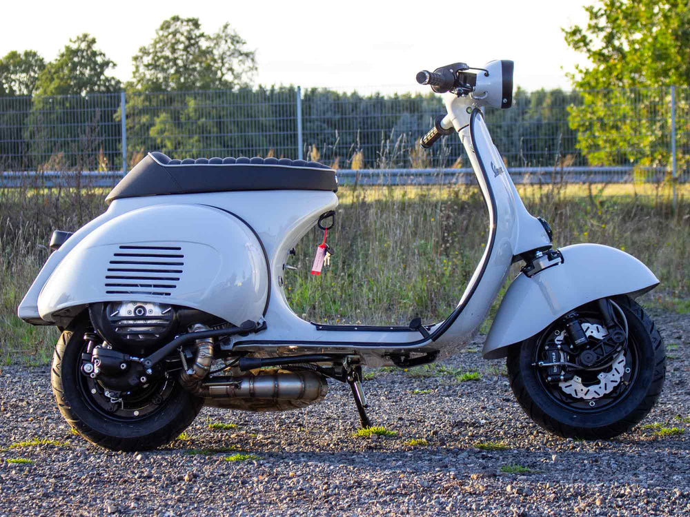 Custom Vespa VNB 244 Grigio Ametista Scooter & Service