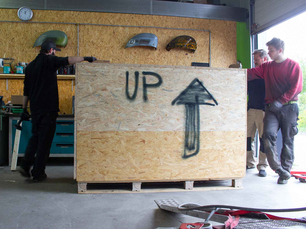 Superlow Series - Transport in die USA Scooter & Service