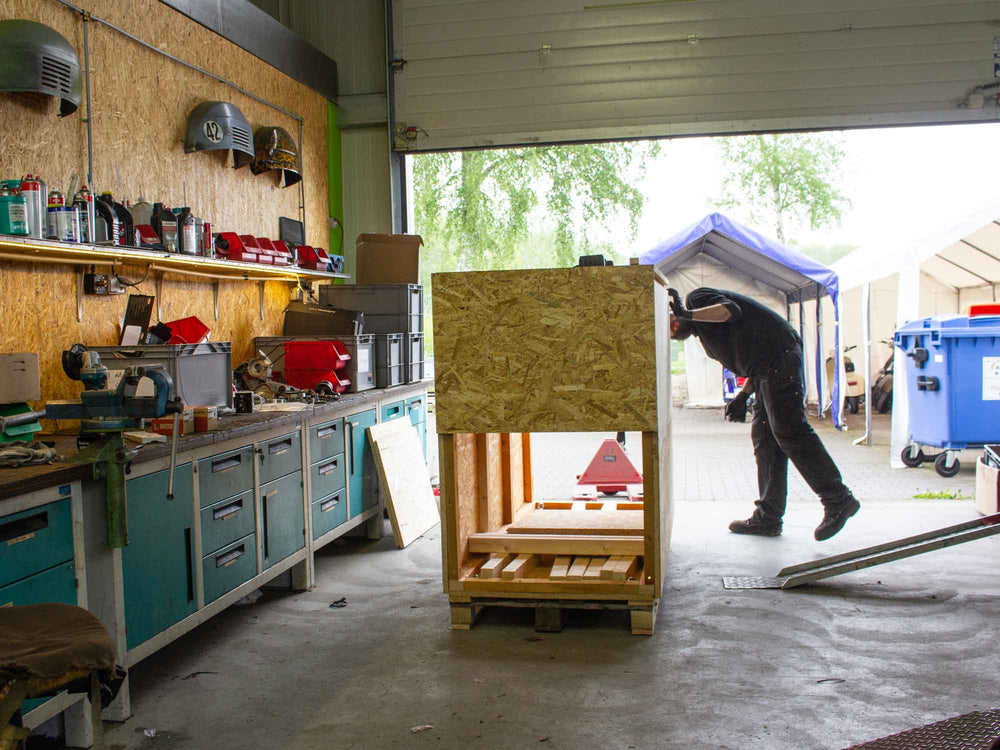 Superlow Series - Transport in die USA Scooter & Service