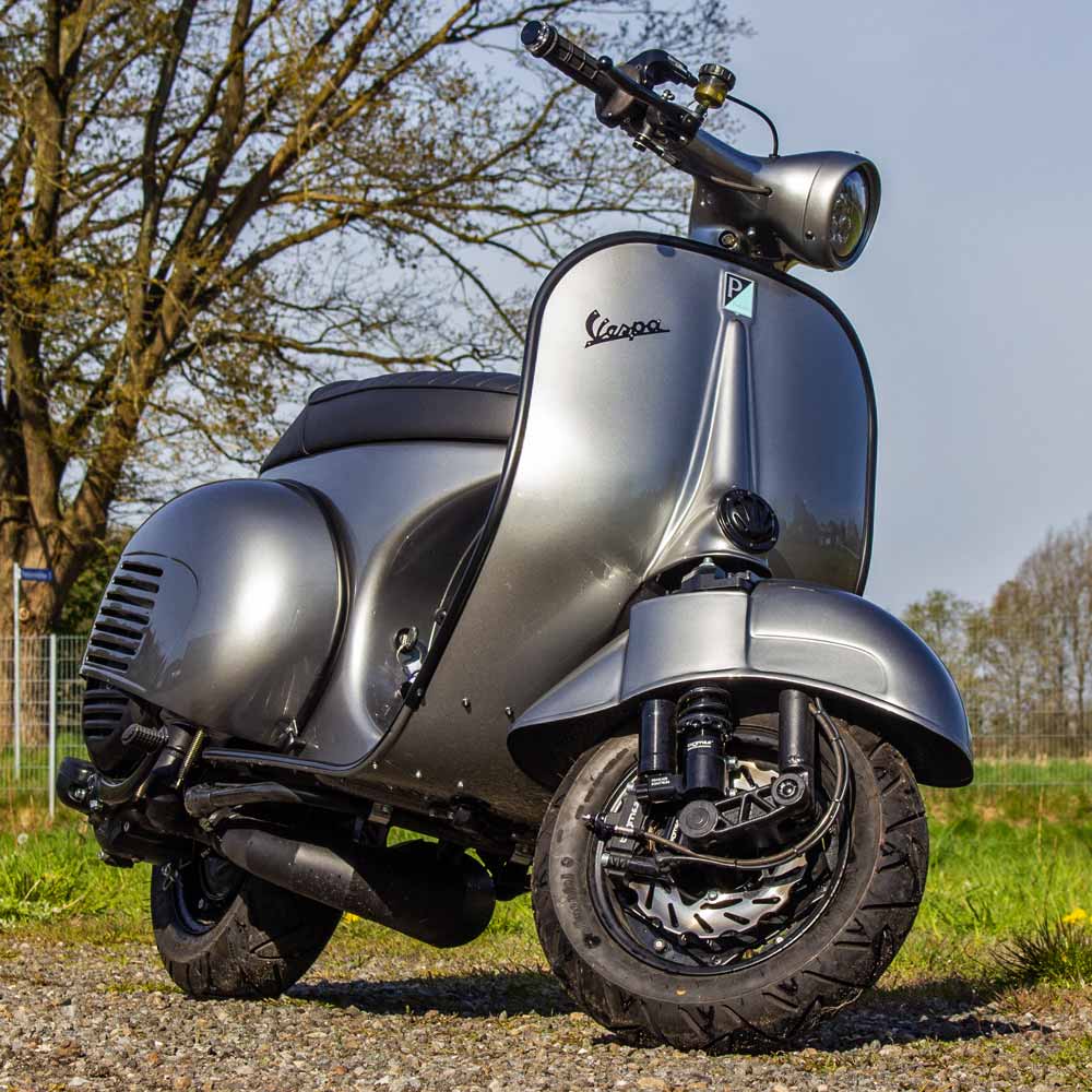 Custom Vespa VNB 244 in BMW Donington Grey
