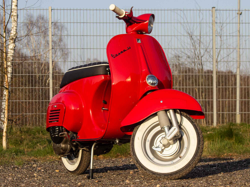 Vespa V50 1. Serie Restauration Scooter & Service
