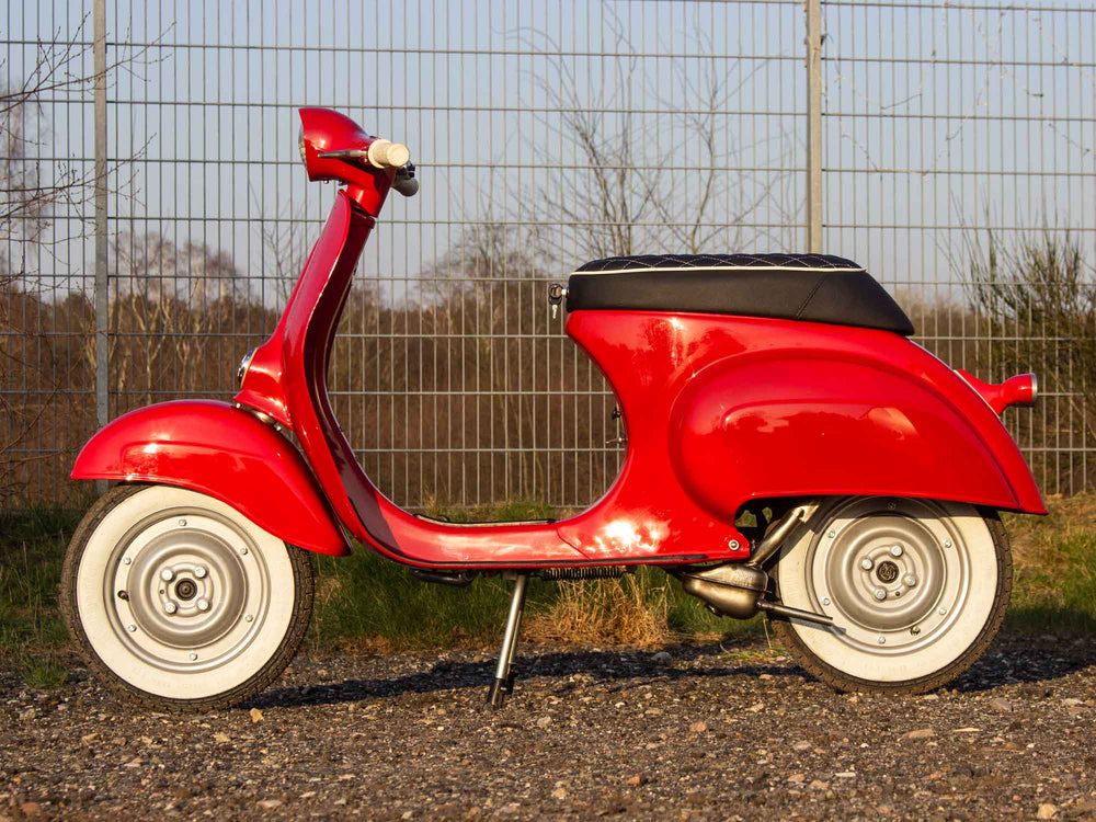Vespa V50 1. Serie Restauration Scooter & Service
