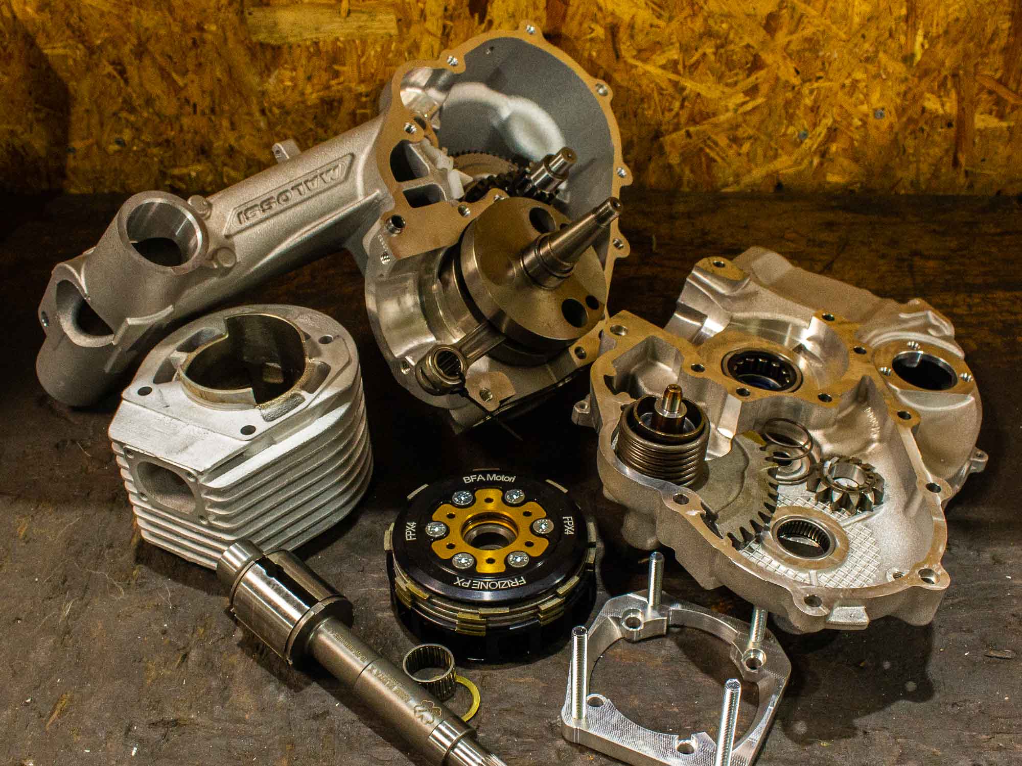 Vespa BFA 265ccm Motor im Aufbau