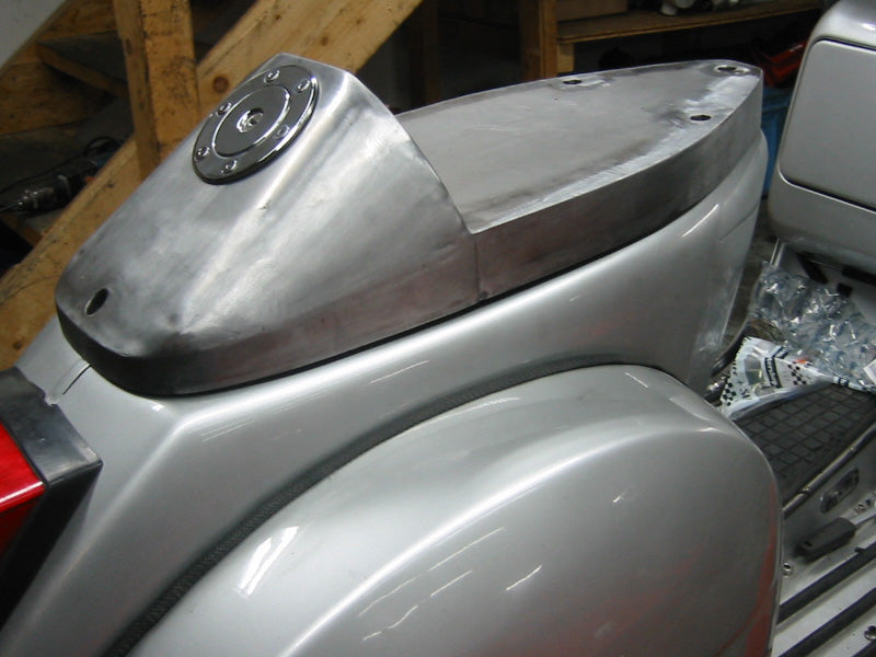 Vespa Sitzbanktank Largeframe Prototyp