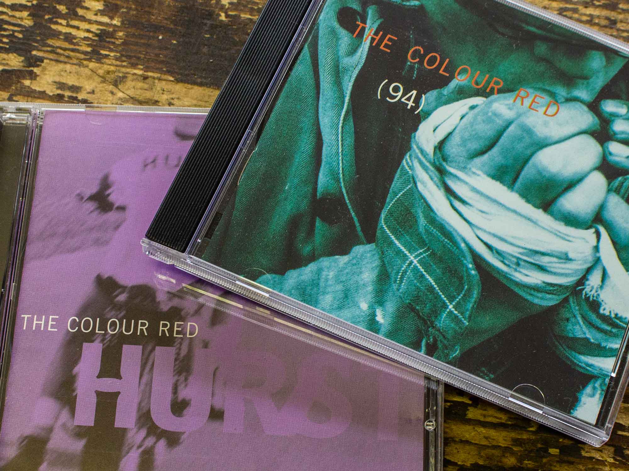 CDs der Band The Colour Red