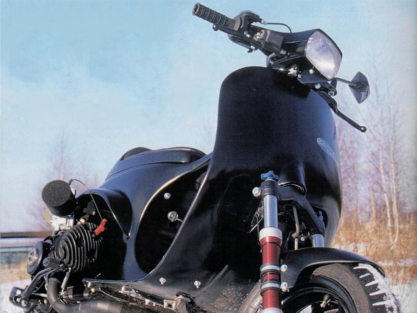 Custom Vespa 230N Mattschwarz