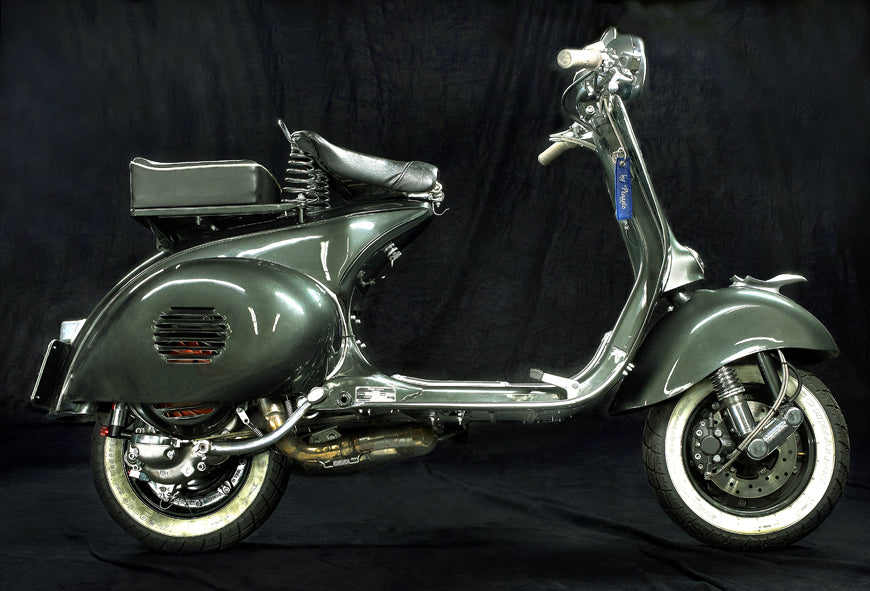 Custom Vespa Umbau V125 Rohrlenker mit Scheibenbremse und PX 200 Motor