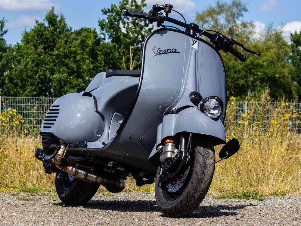 Vespa ACMA Conversion mit 250ccm Motor, Scheibenbremse und Drag Bar Lenker.