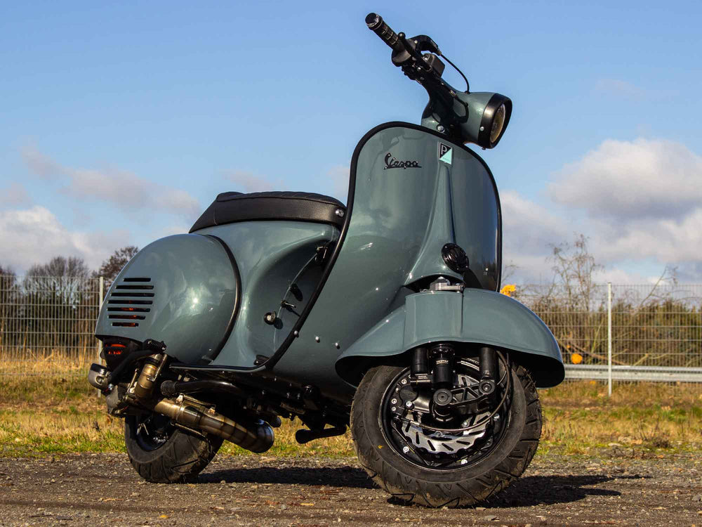 Custom Vespa GS 244ccm mit Scheibenbremse in Mini Sage Green
