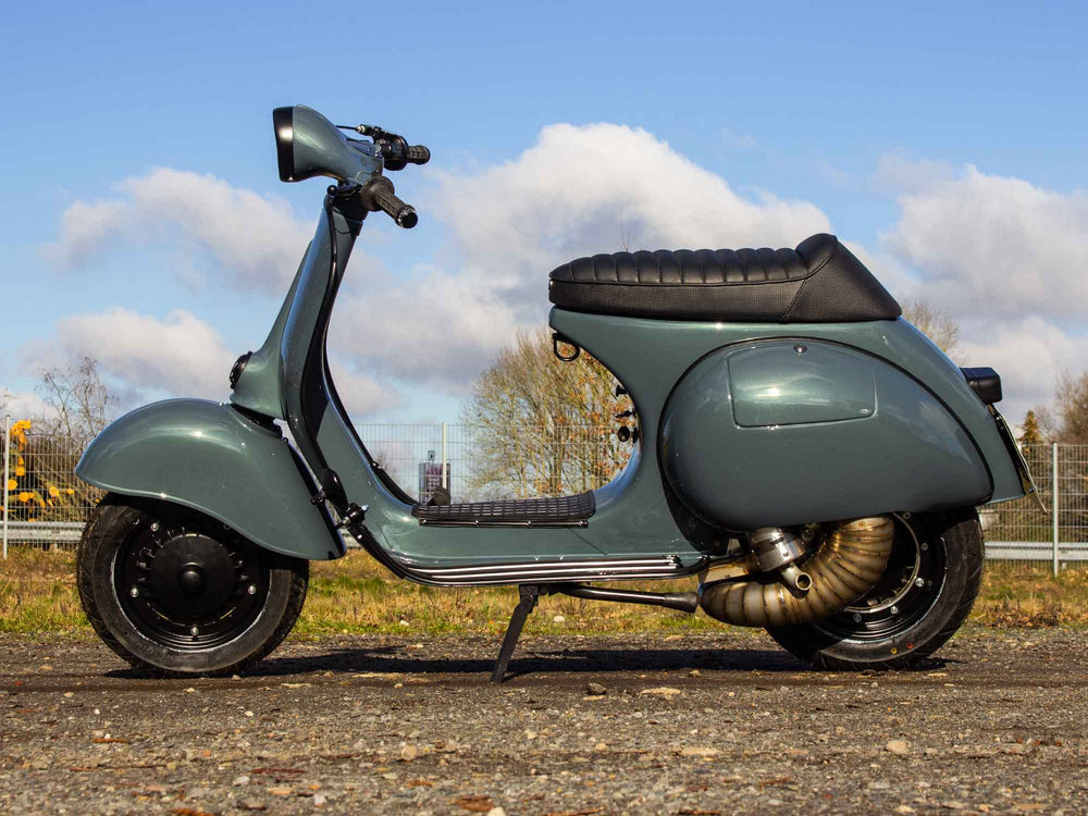 Custom Vespa GS 244ccm mit Scheibenbremse in Mini Sage Green