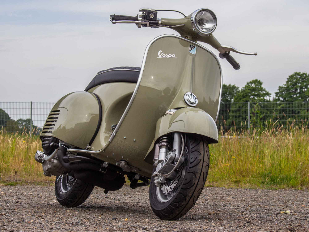 Custom Vespa VBB 244ccm Classic in Porsche Steingrau