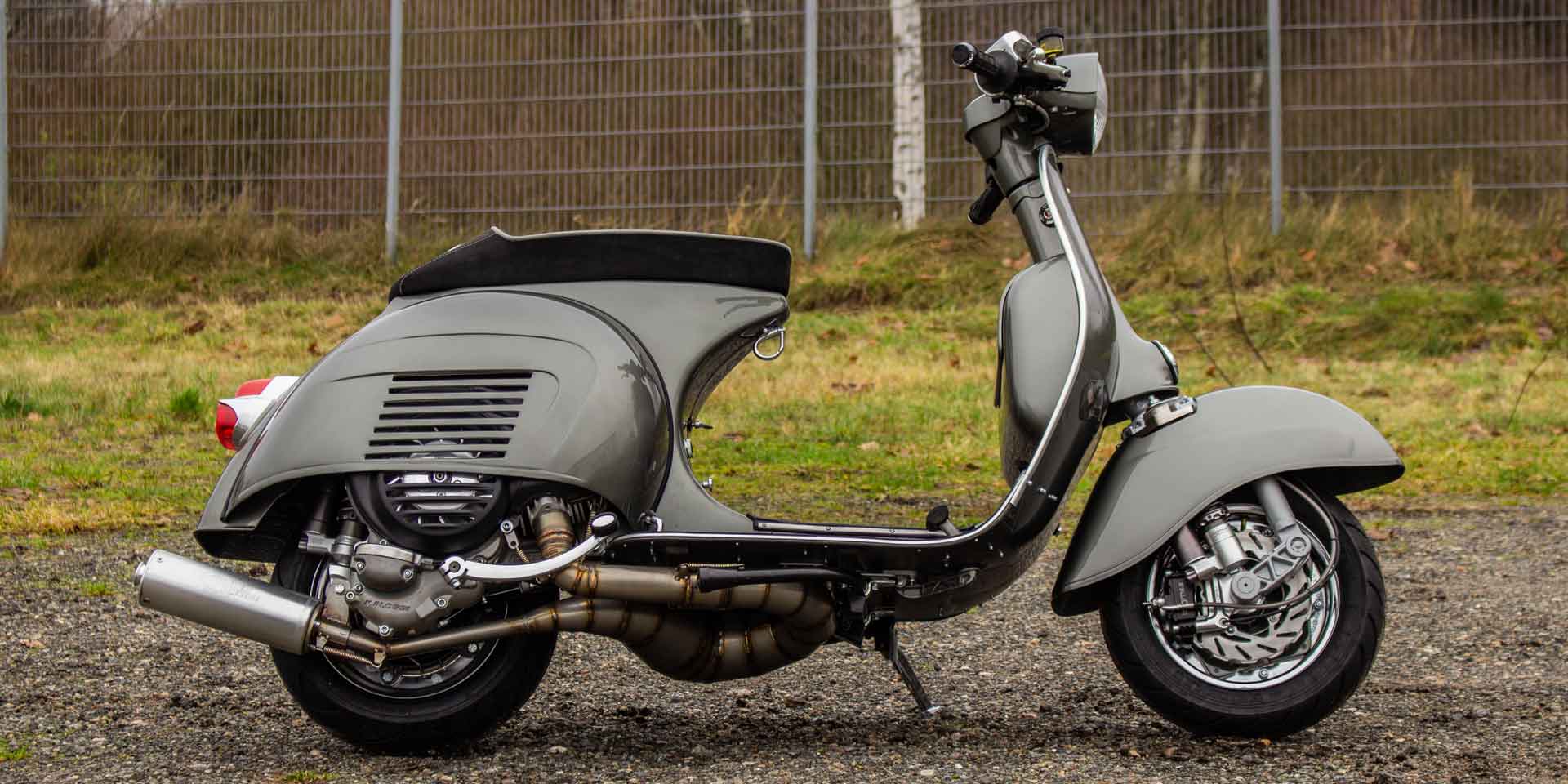 Custom Vespa GS 244ccm in Porsche Felsengrün