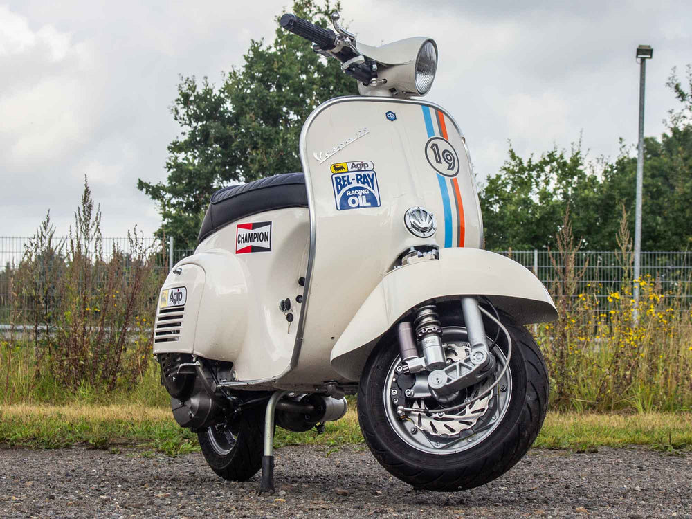 Custom Vespa Umbau Primavera mit Egig 170ccm Motor und Scheibenbremse