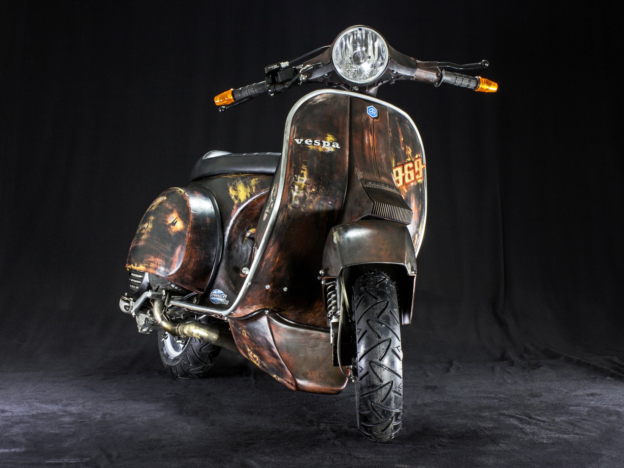 Custom Vespa Umbau PX 221 Racer rawstyle