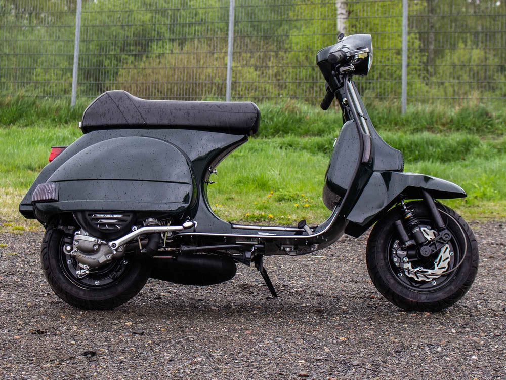 Custom Vespa PX 244 in Porsche British Racing Green