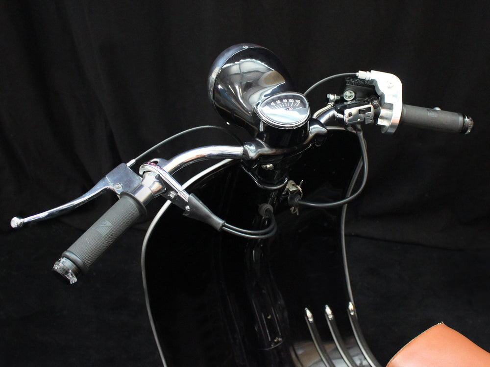 Custom Vespa 150 Struzzo Scooter & Service