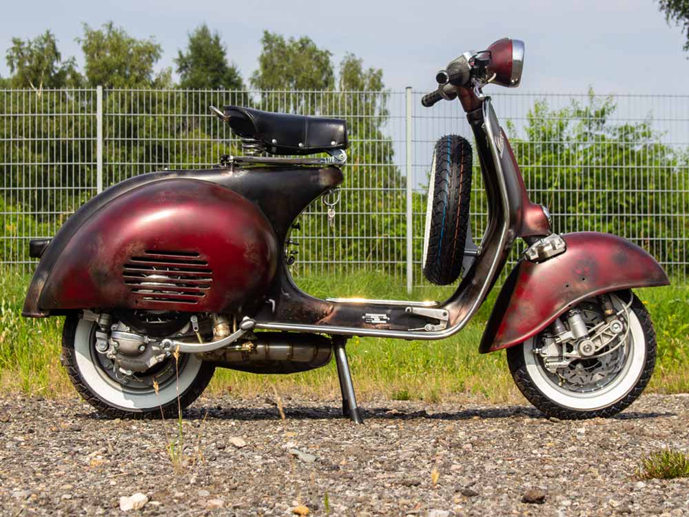 Custom vespa Struzzo mit Scheibenbremse und Quattrini 244ccm Motor