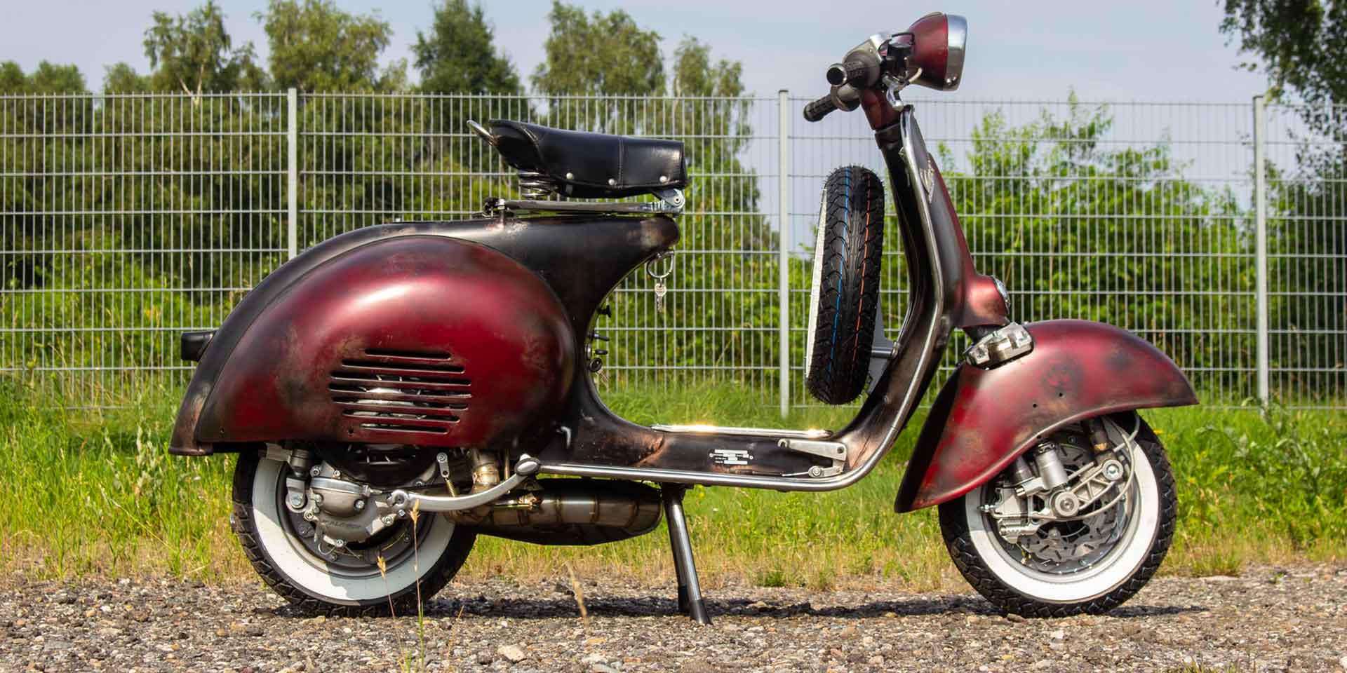 Custom vespa Struzzo mit Scheibenbremse und Quattrini 244ccm Motor