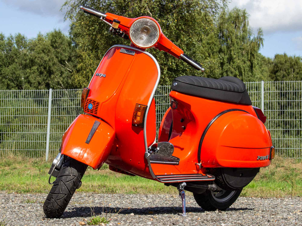 Custom Vespa Tuning mit Quattrini 244ccm Motor und Scheibenbremse