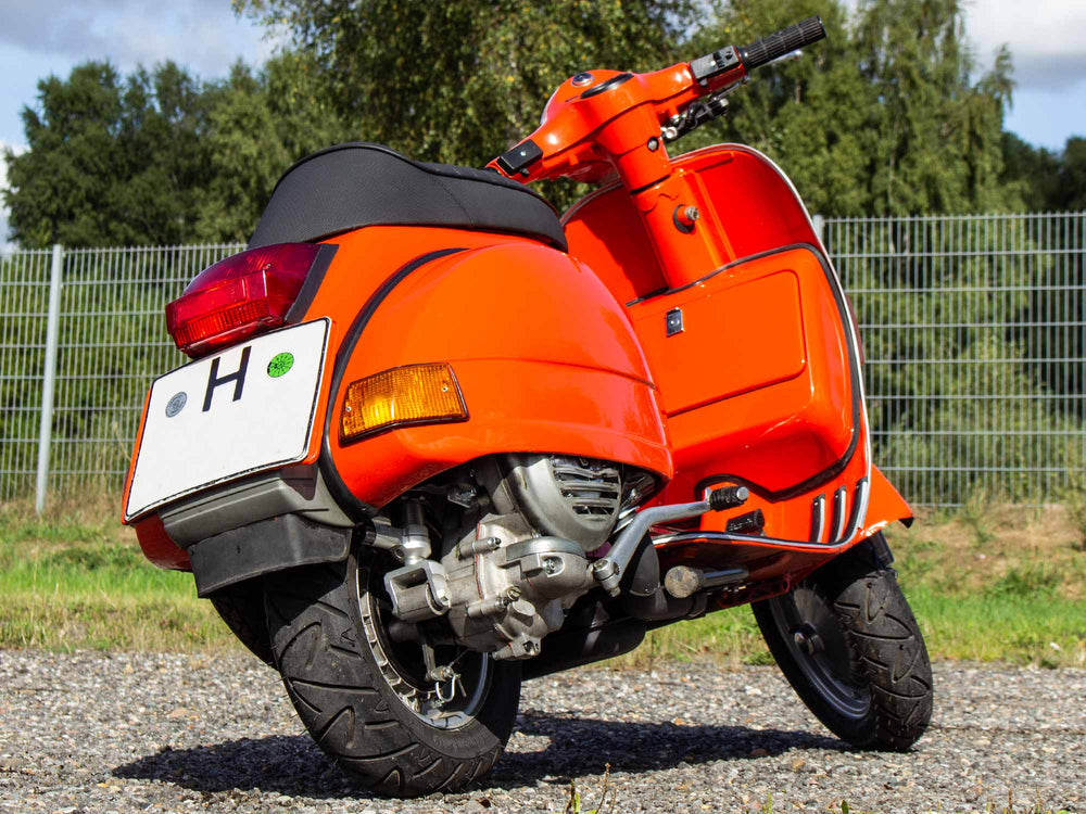 Custom Vespa Tuning mit Quattrini 244ccm Motor und Scheibenbremse