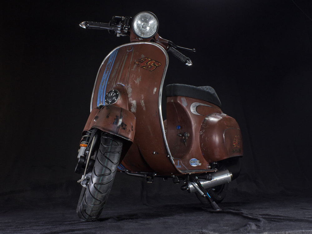 Custom Vespa Tuning V50 mit 138ccm Falc Racing Motor und Rennauspuff
