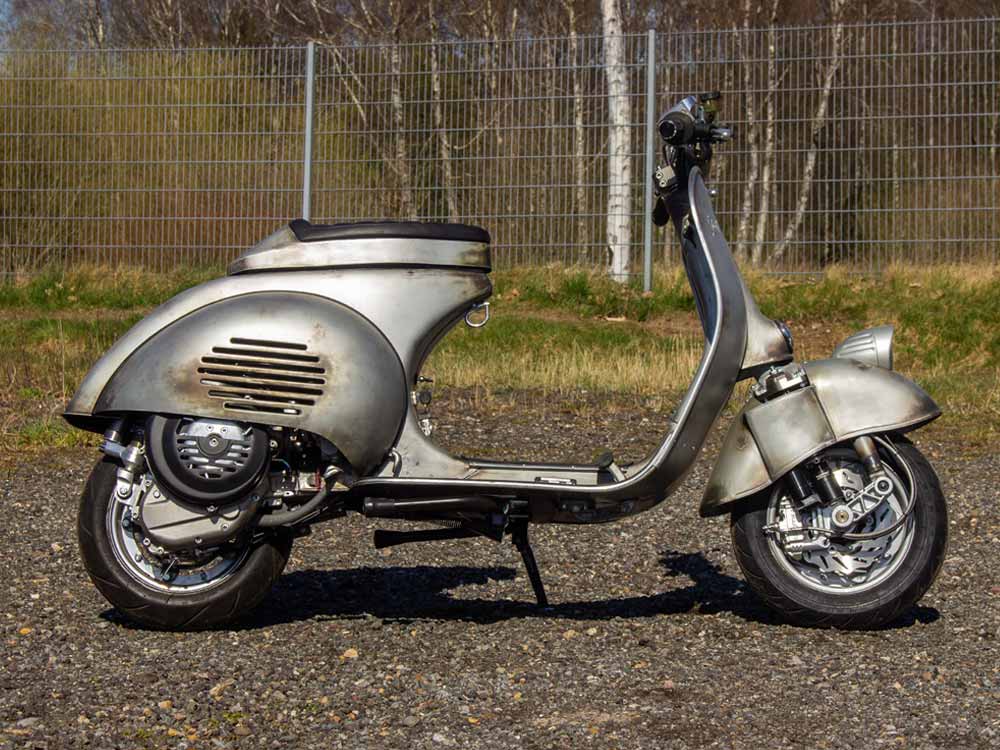 Custom Vespa mit BFA 288ccm Motor im Wideframe Style