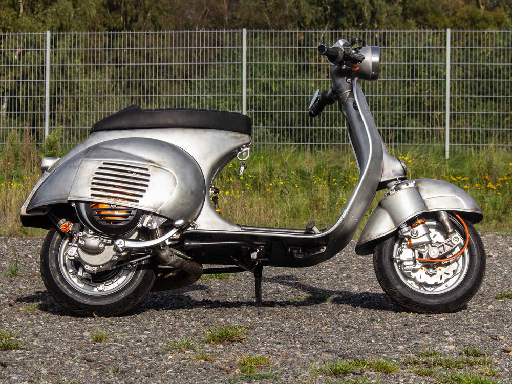 Custom Vespa Tuning VNB 306ccm BFA in Mercedes Silbergrau Metallic 180 Rawstyle